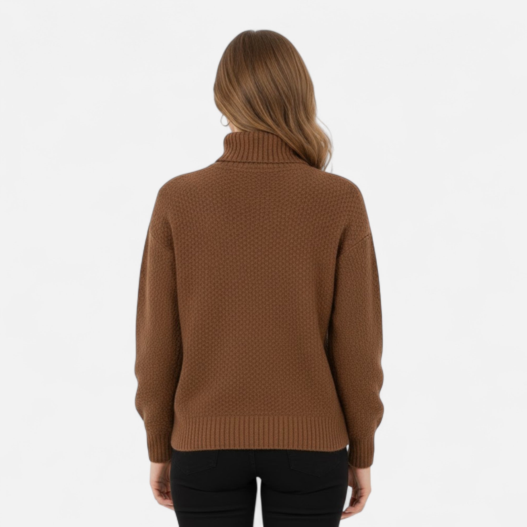 Valmonti | Women’s Wool-Blend Turtleneck Sweater – Classic Knit