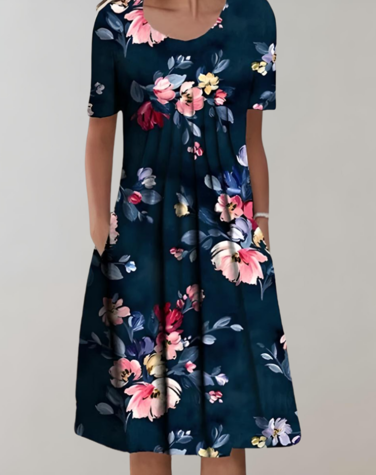 Abito midi estivo da donna a maniche corte con stampa, scollo rotondo e tasche, con vita stile impero e vestibilità comoda, ideale per tutti i giorni casual