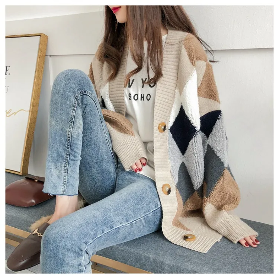 Women’s Printed Oversized Cardigan – Soft V-Neck Button-Up Knit for Autumn Layering