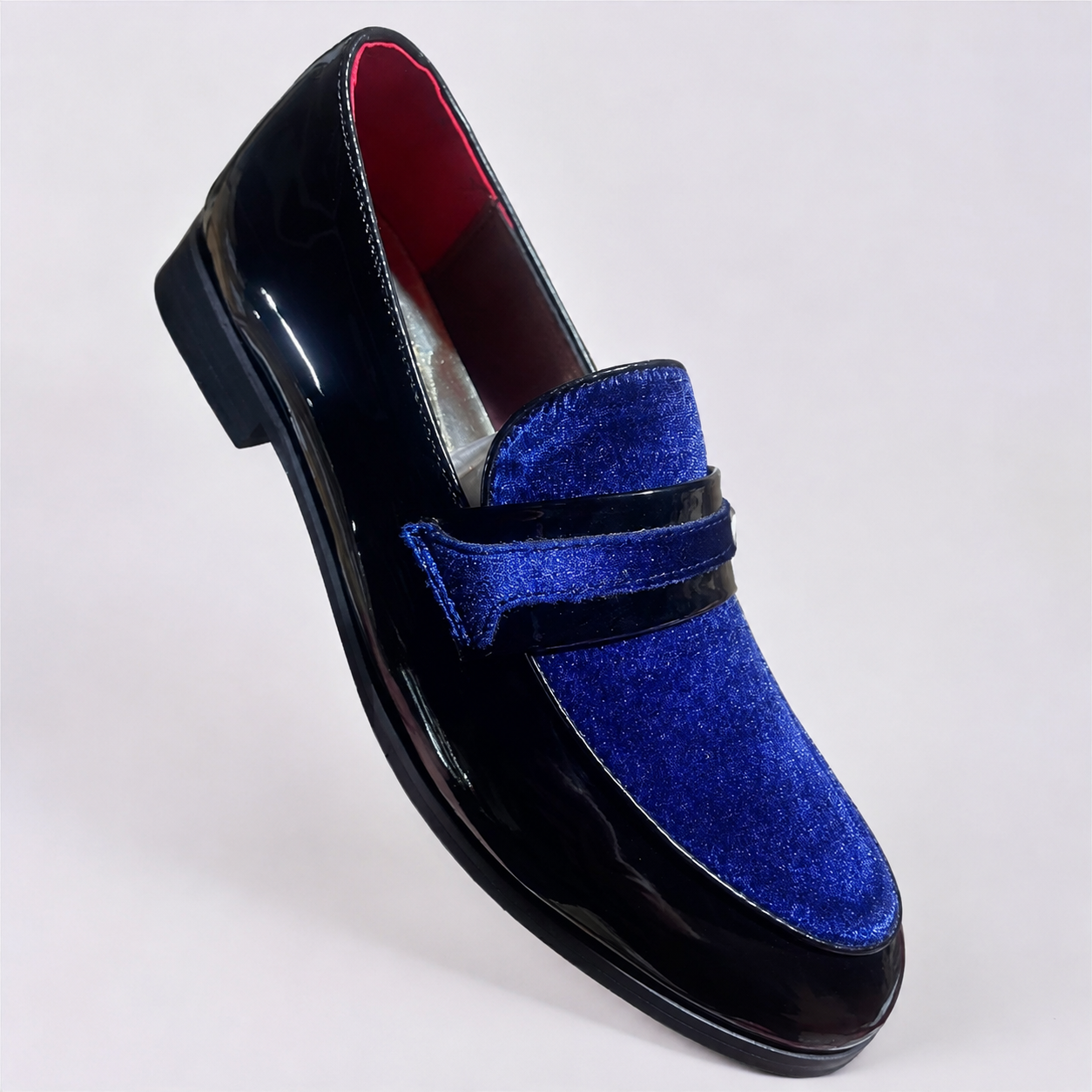 Men’s Slip-On Loafers with Suede Details – Smart Casual Comfort Shoes for Everyday Wear