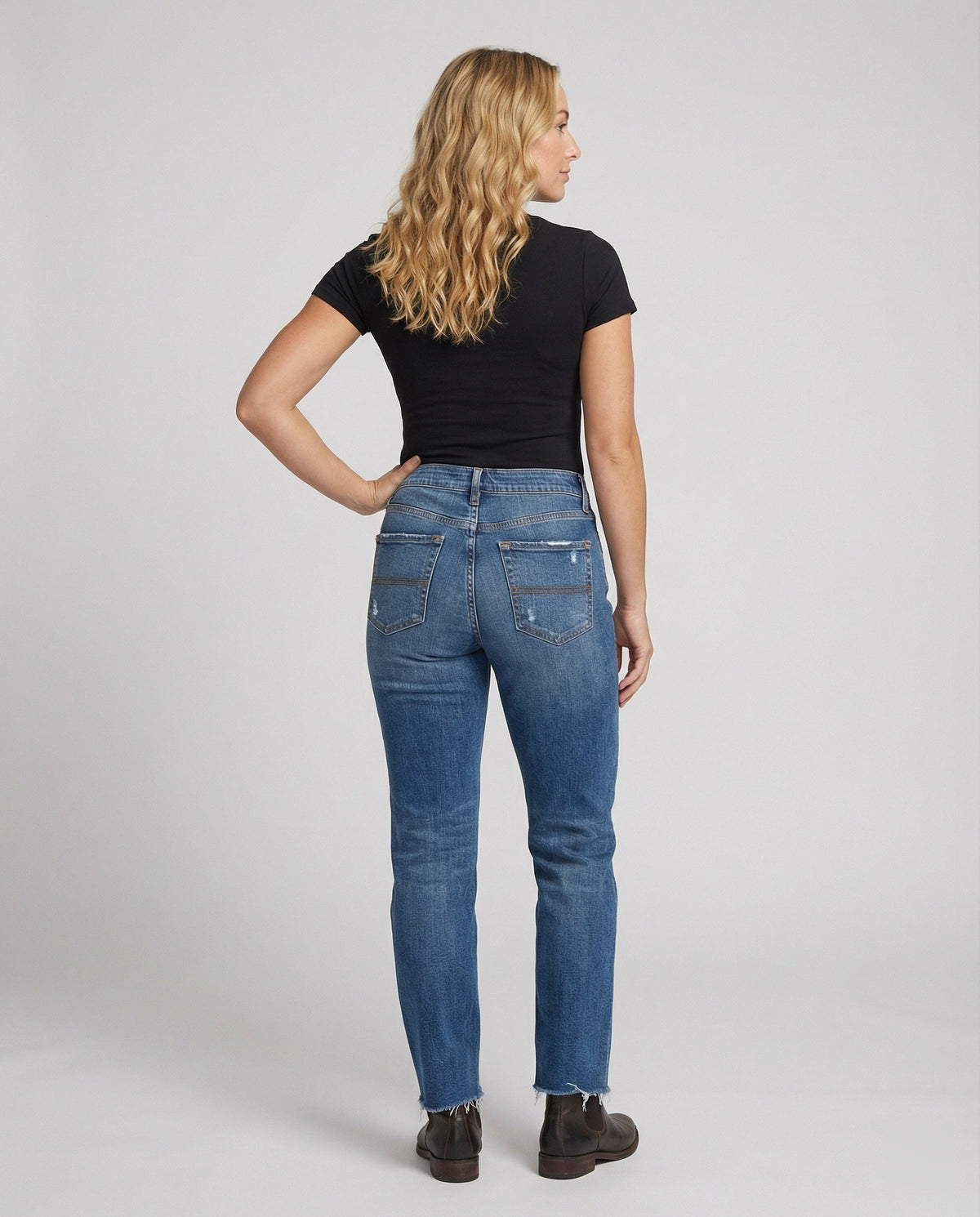 Damen-Jeans mit geradem Bein und Used-Look – Denim-Hose mit mittlerer Leibhöhe und Rissdetails für den lässigen Alltag