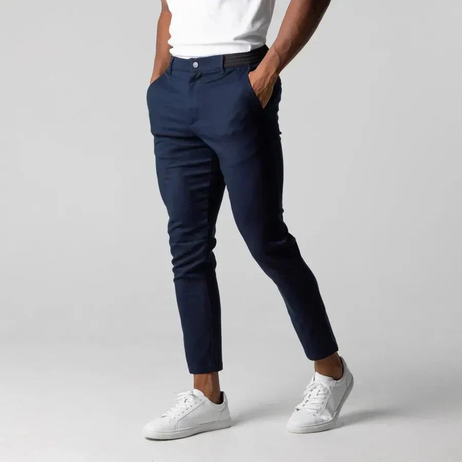 Pánské chino kalhoty v úzkém střihu se zúženými nohavicemi – elegantní ležérní styl ke kotníkům