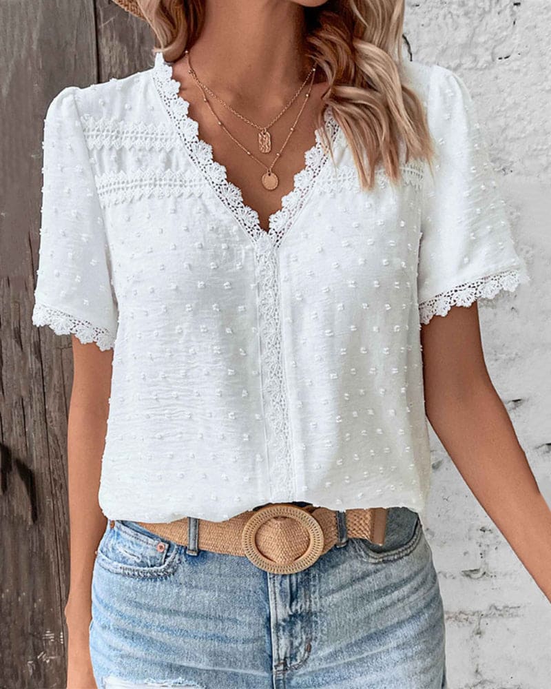Women’s Lace Trim Textured Short Sleeve Relaxed Blouse
