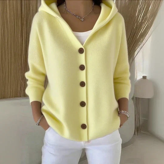 Casaco de malha macia com capuz para mulher – Camada leve e descontraída com botões à frente para viagens na primavera, looks casuais de fim de semana e combinações versáteis para o dia a dia
