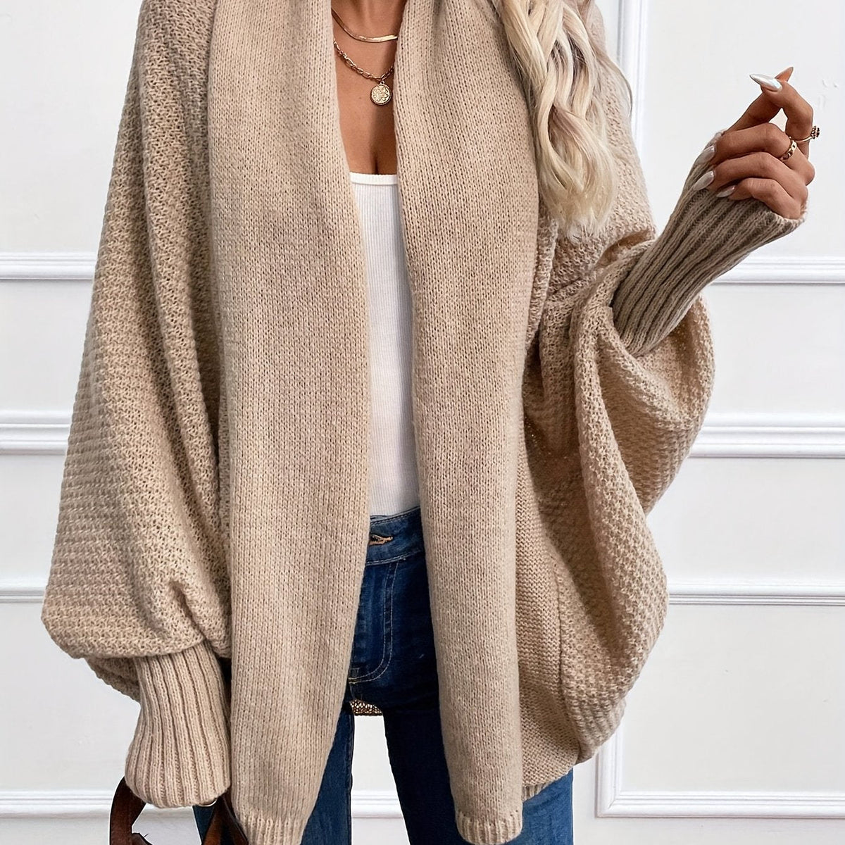 Cardigan lavorato a maglia da donna aperto sul davanti con maniche a pipistrello - Modello drappeggiato con collo a scialle per weekend autunnali e invernali, look cittadini, viaggi e stile quotidiano rilassato