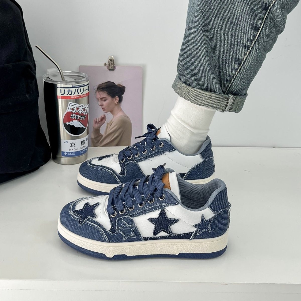 Dames retro-sneakers i denim med stjerner – vaskede patchwork-træningssko med snørebånd og polstret skridsikker sål til afslappet streetwear og festivalbrug