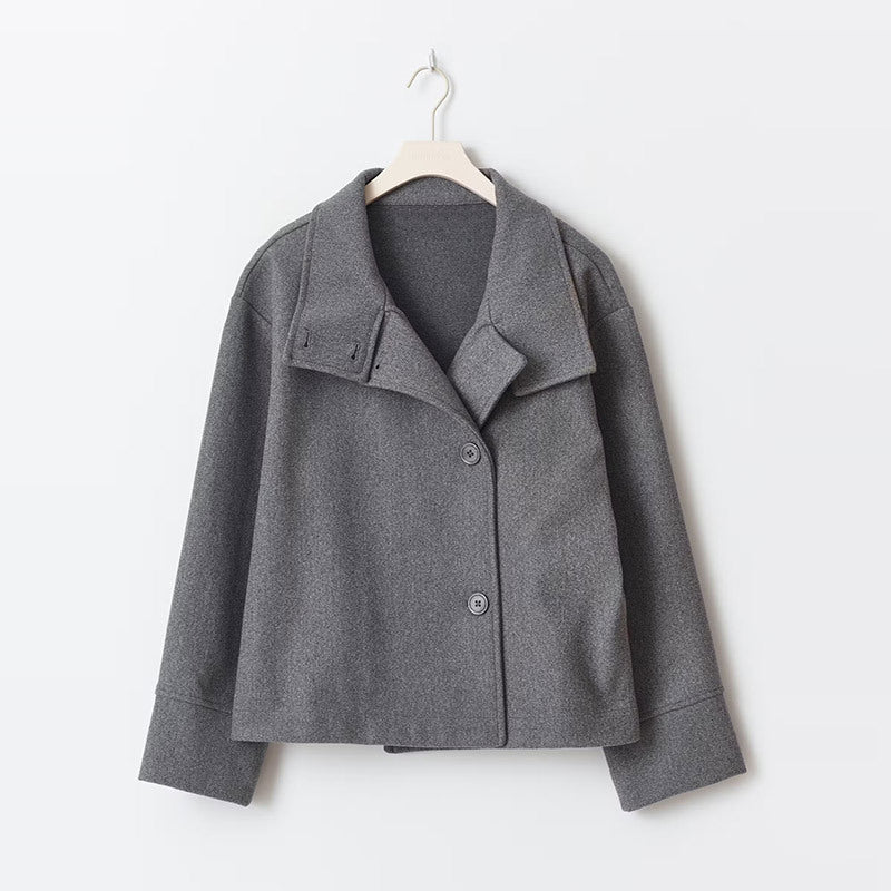 Women’s Double-Breasted Short Coat – Relaxed Structured Layer for City and Everyday Wear