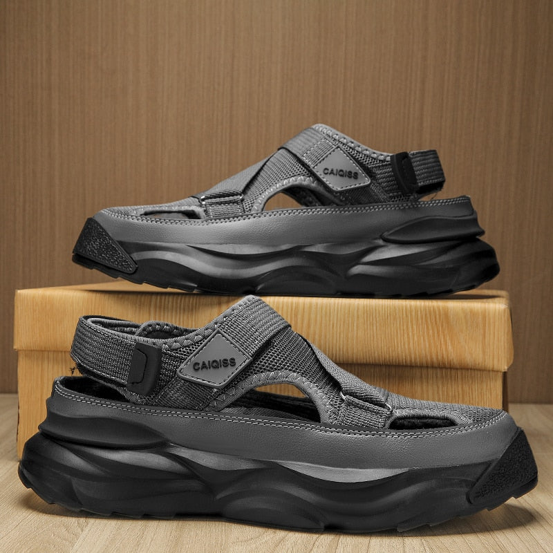 Men’s Closed-Toe Sport Sandals – Adjustable Cross-Strap Design with Mesh Panels and Chunky Sole