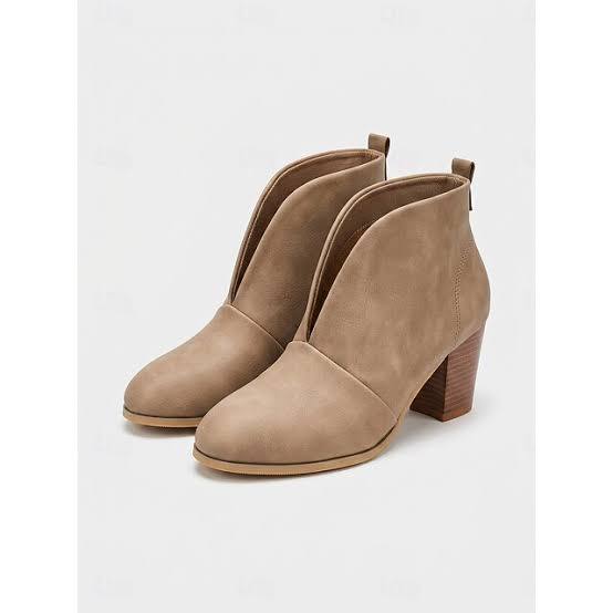 Damen-Stiefeletten mit V-Ausschnitt - Schlupfschuhe mit niedrigem Blockabsatz für den lässigen Alltag