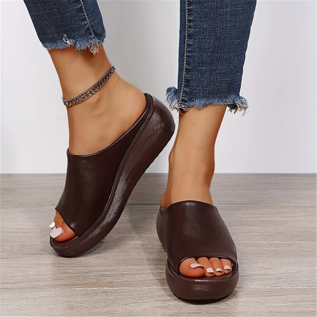 Women’s Comfort Platform Slide Sandals – Everyday Summer Slip-Ons for Walking and Leisure