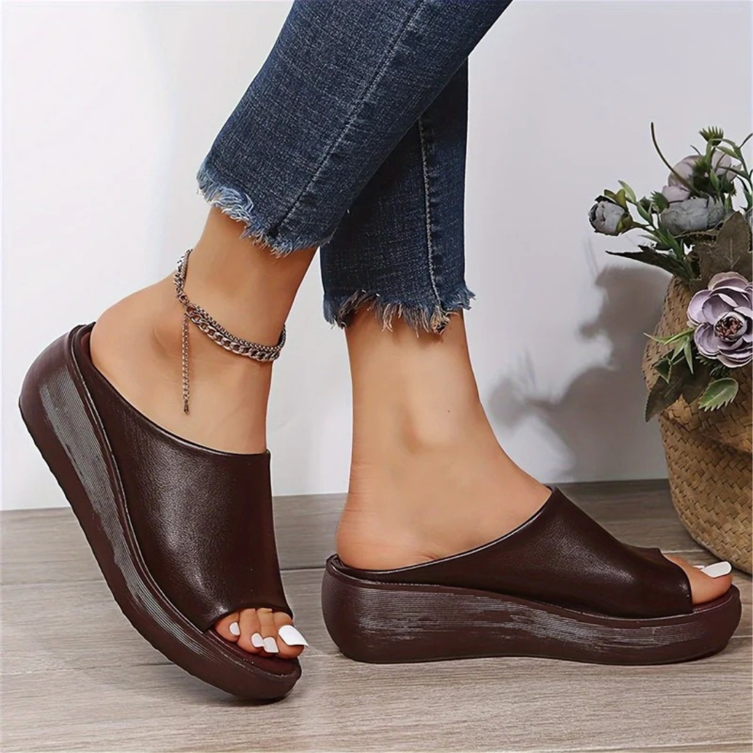 Women’s Comfort Platform Slide Sandals – Everyday Summer Slip-Ons for Walking and Leisure