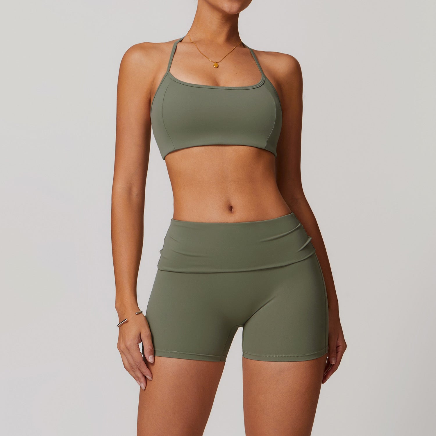 Set yoga donna con top a spalline e pantaloncini aderenti Sculpt Fit