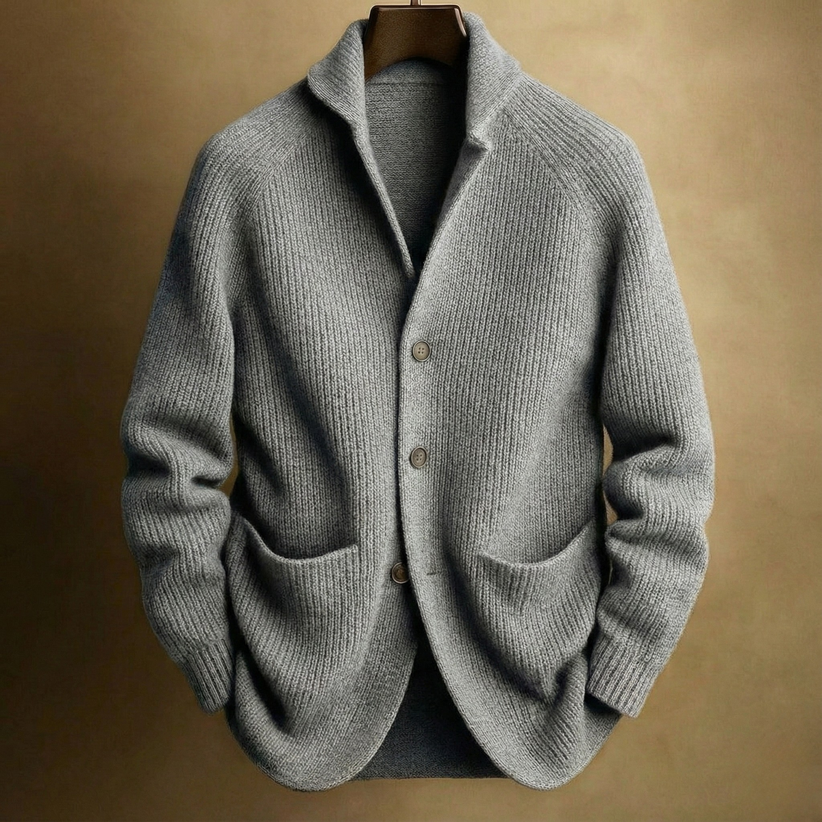 Cardigan a coste da uomo in misto lana - strato lavorato a maglia con colletto a scialle, chiusura con bottoni e tasche applicate, per look smart casual, abbigliamento da lavoro autunnale, outfit da weekend e look quotidiani per le mezze stagioni