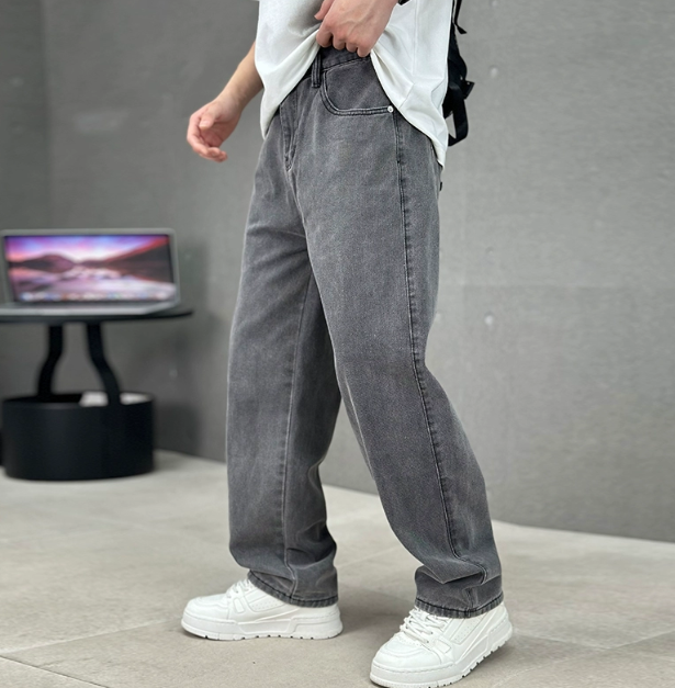 Jeans in denim da uomo a gamba dritta - vestibilità classica comoda per l'uso quotidiano casual e look curati da weekend