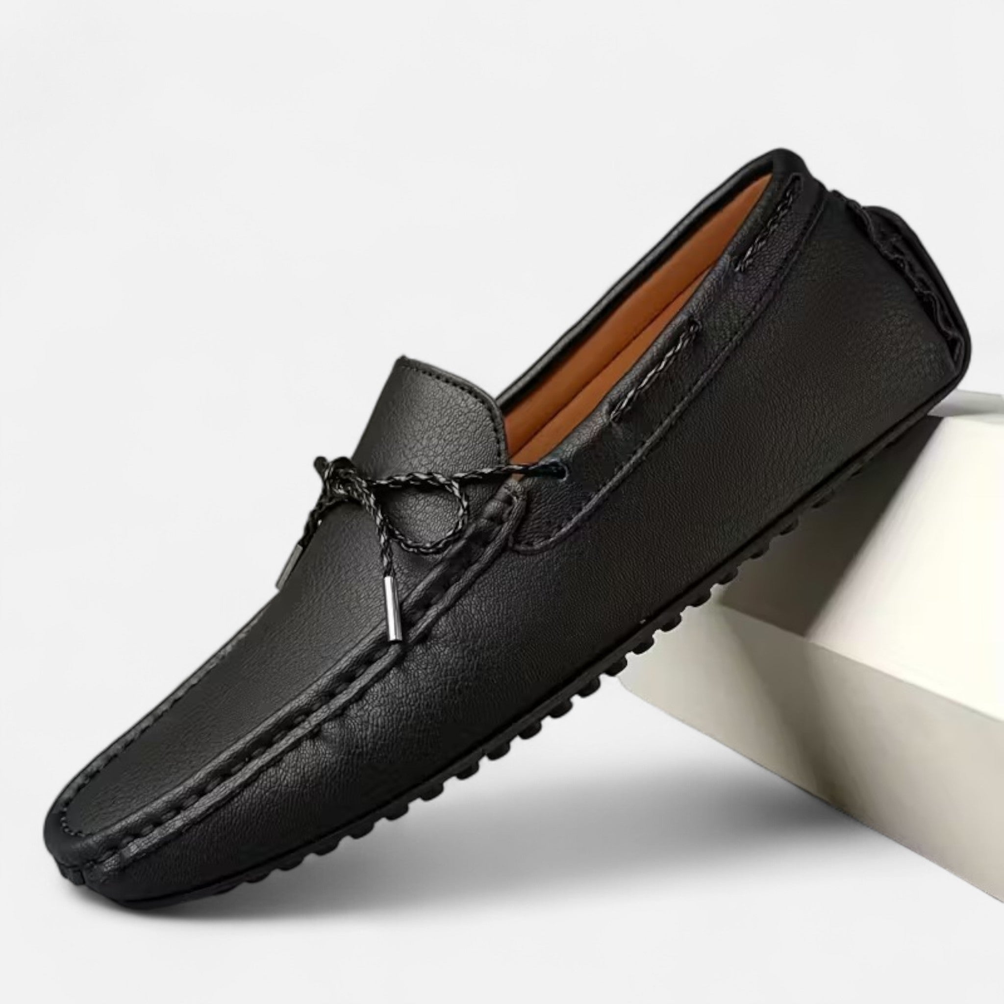 Valmonti | Men’s Moccasin Loafers – Refined Bow Detail