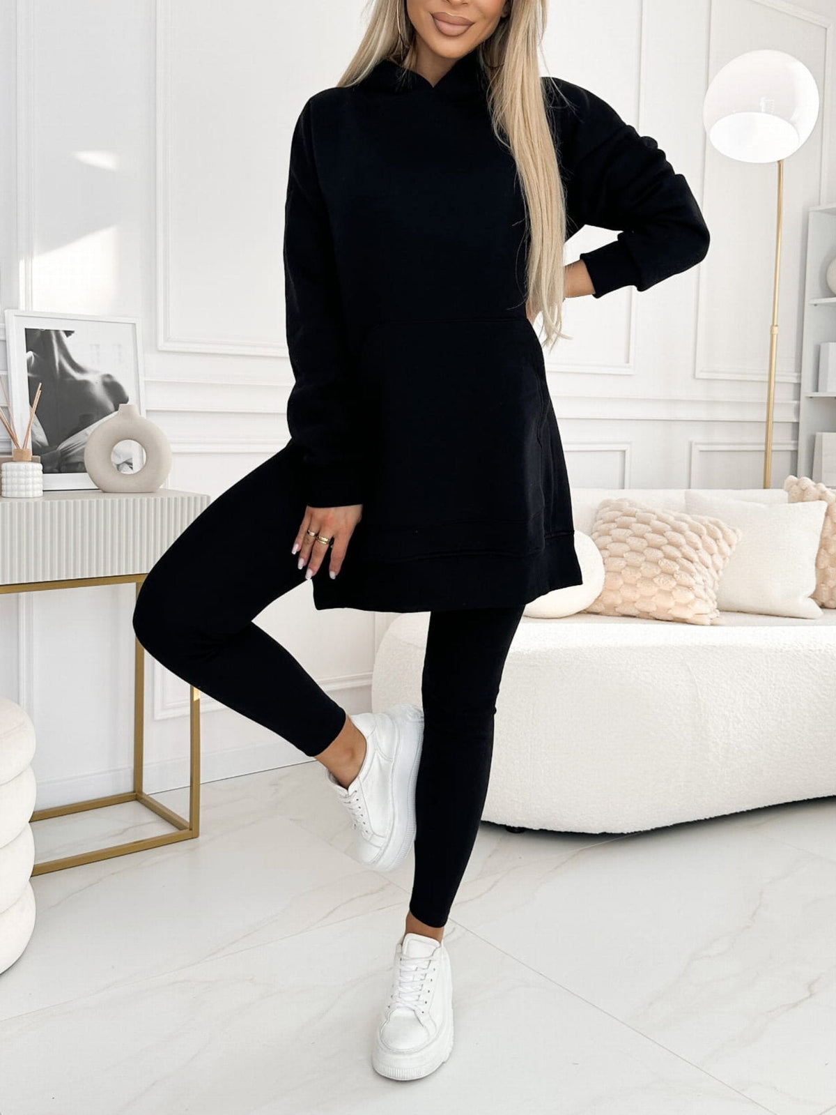 Dameshoodie met verlengd model en leggingset – ontspannen tweedelige outfit voor dagelijks comfort