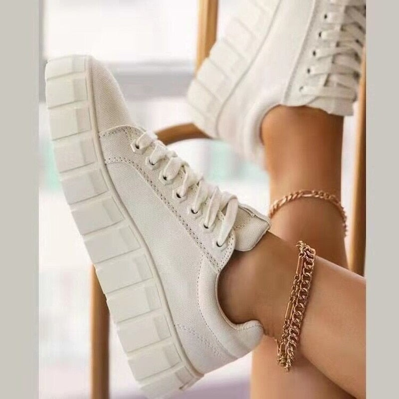 Damskie niskie sneakersy – wygodne, amortyzowane, codzienne buty sportowe