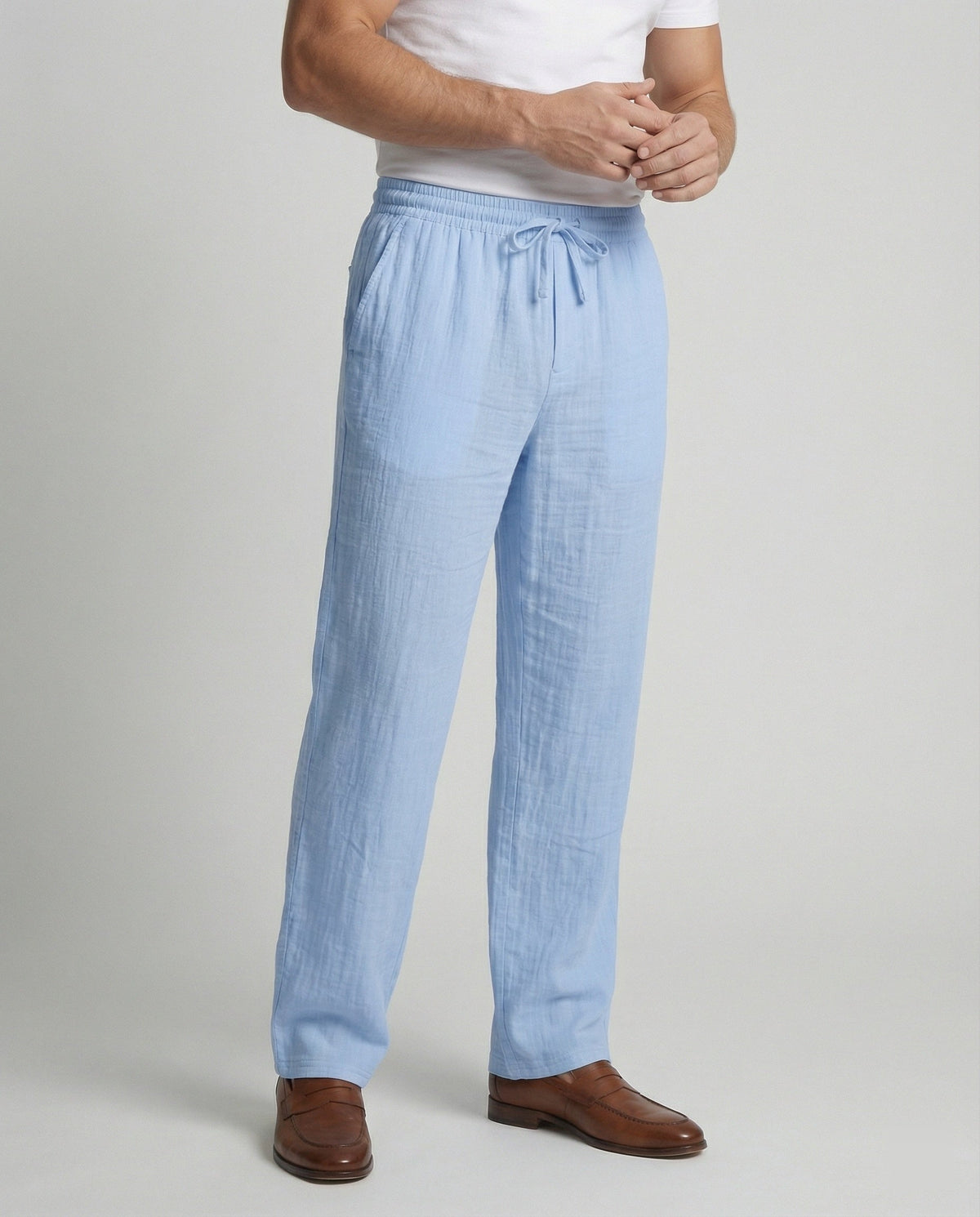 Pantaloni bărbătești ușori, din amestec de in – pantaloni de vară cu croială dreaptă și lejeră, cu talie elastică și șnur, pentru ținute casual de zi cu zi