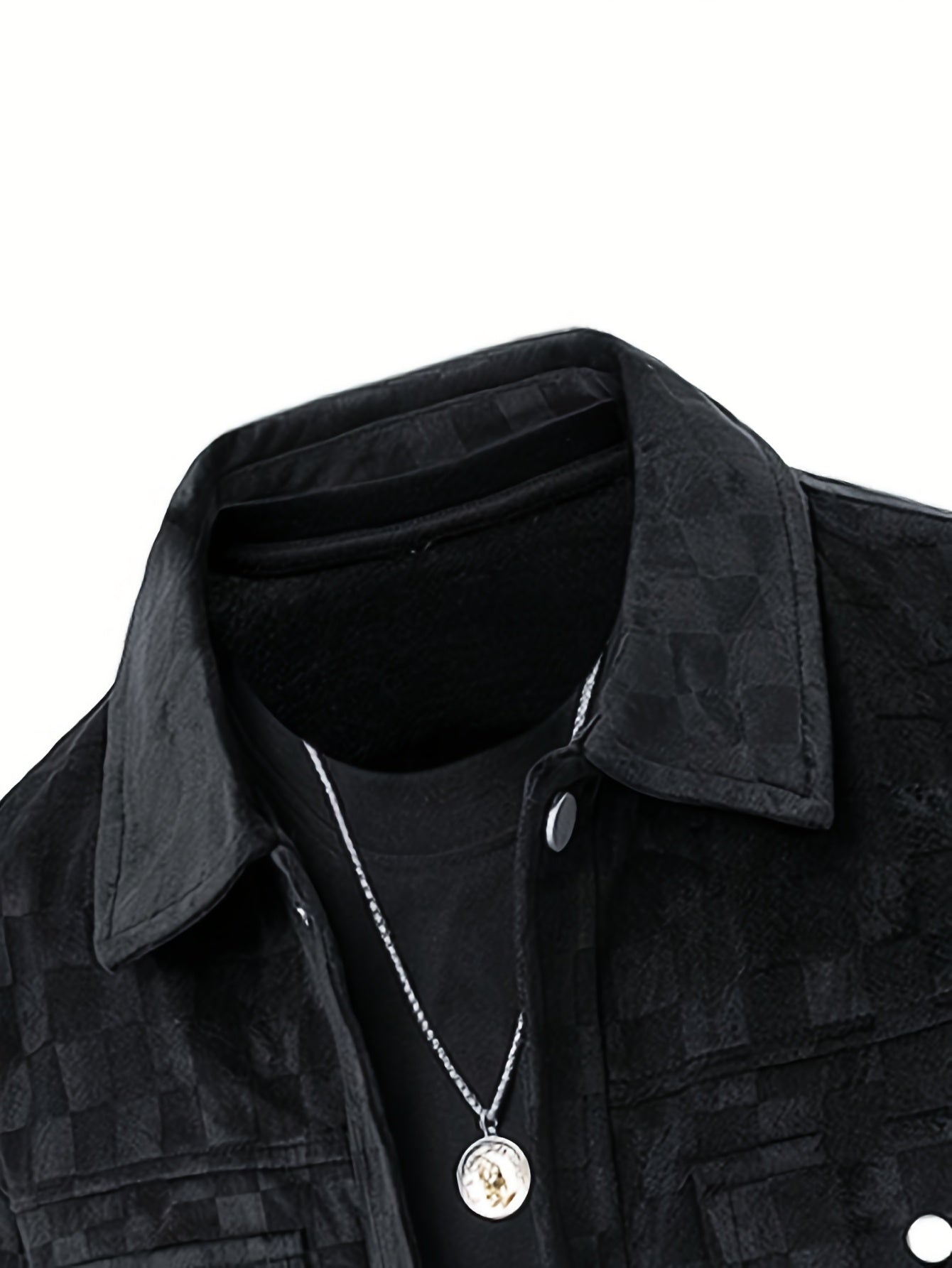 Chaqueta utilitaria para hombre con botones a presión estampados y bolsillos en el pecho