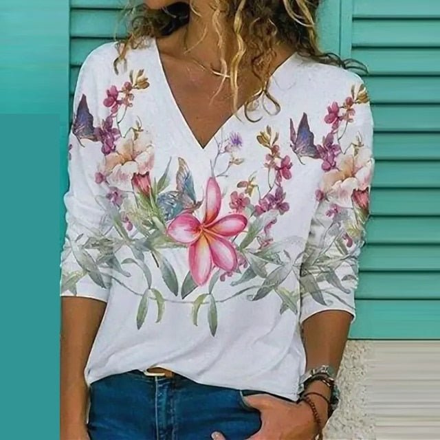 Women’s Printed V-Neck Blouse – Lightweight Three-Quarter Sleeve Style for Casual Days