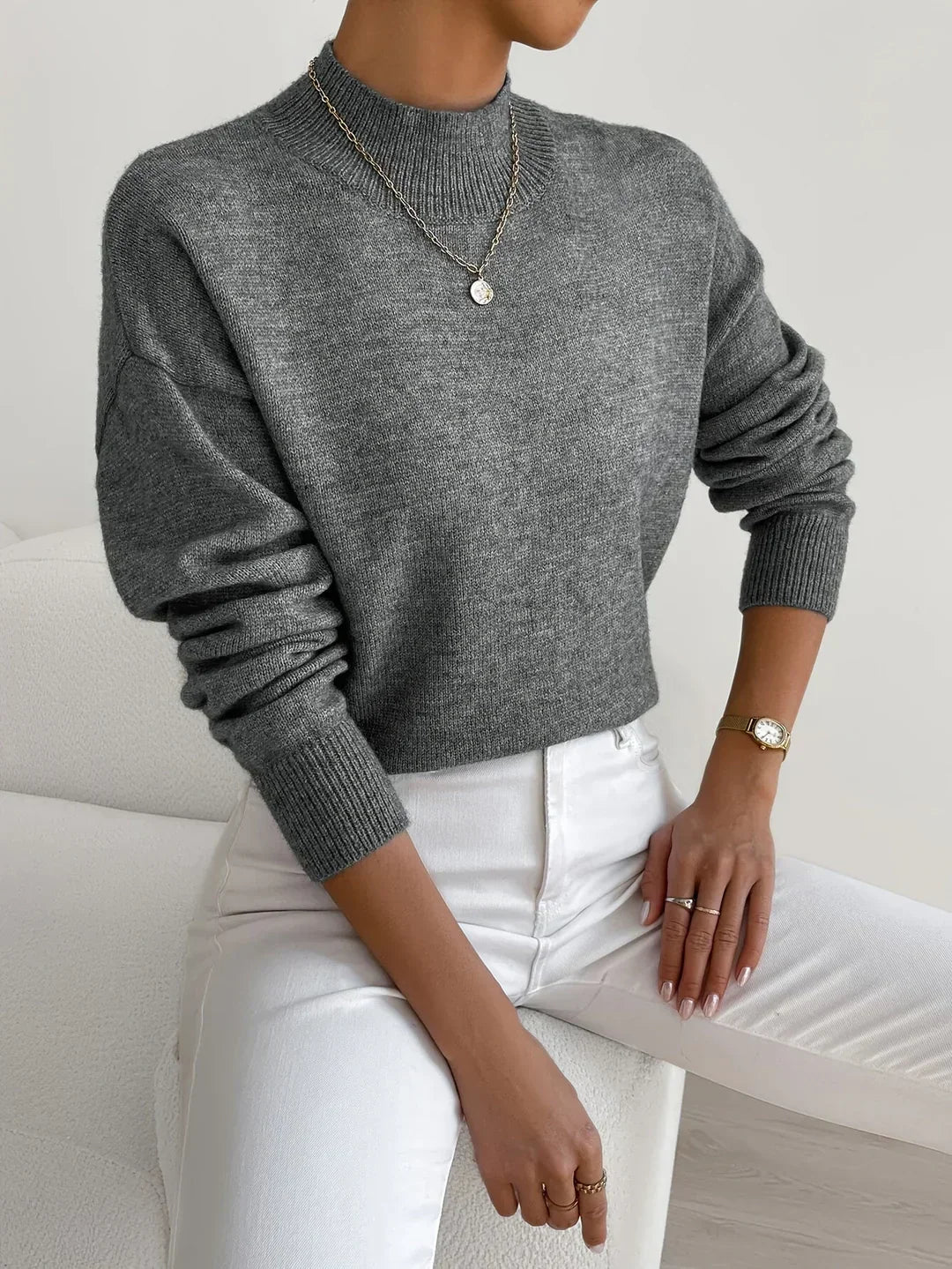 Maglione Donna con Collo Alto – Morbido Maglione Minimalista per Autunno e Inverno