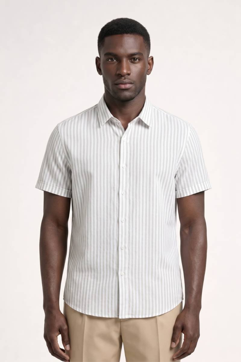 Men’s Printed Button Front Shirt With Neat Collar