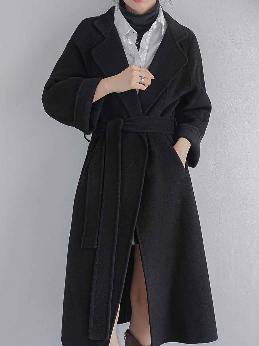 Dámský oversized vlněný kabát - dlouhý kabát s páskem a klopami pro elegantní podzimní i každodenní městské nošení