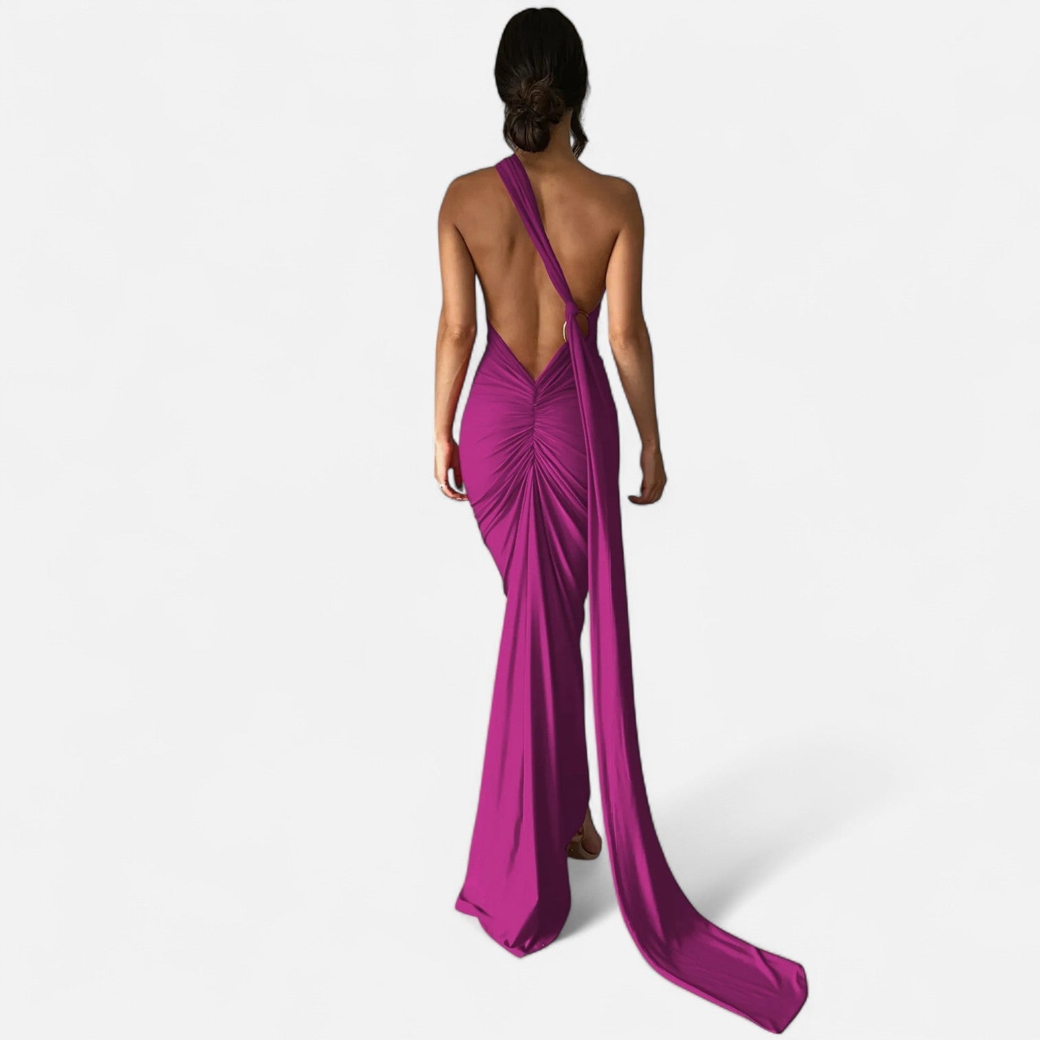 Elegant maxi-kjole til kvinder med én skulder og halterneck – figursyet kjole til aftenarrangementer