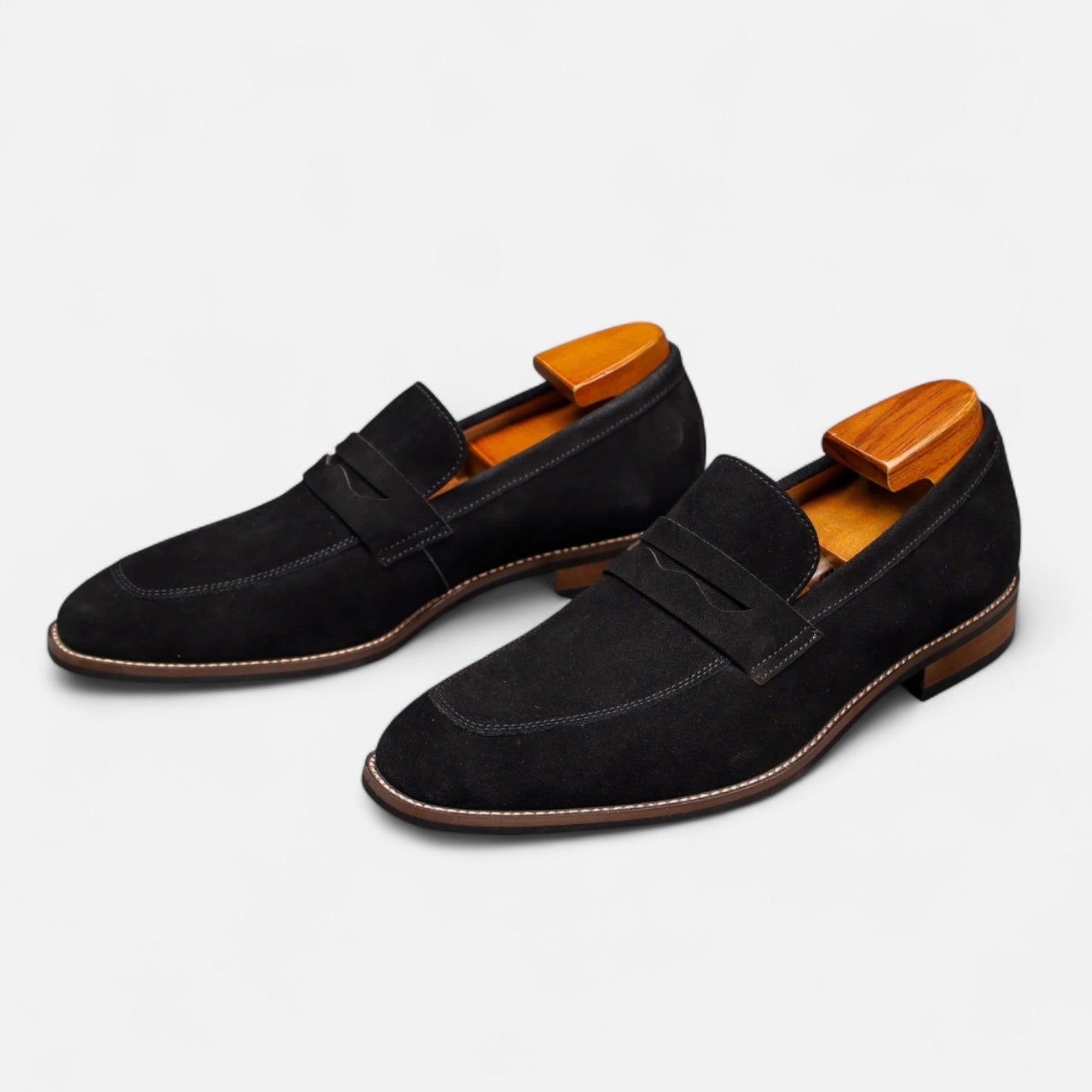 Mocassini da uomo in camoscio con morsetto, classici e eleganti, scarpe slip-on