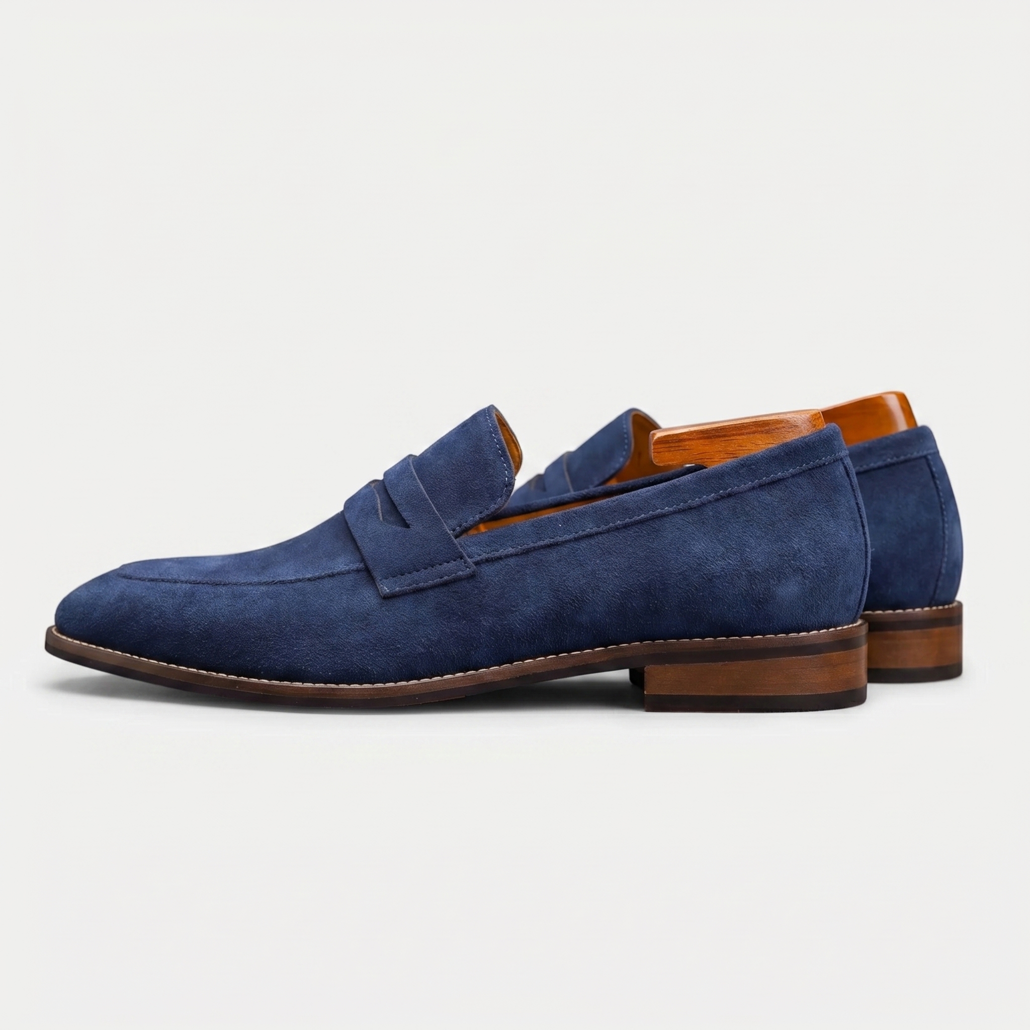Mocassini da uomo in camoscio con morsetto, classici e eleganti, scarpe slip-on