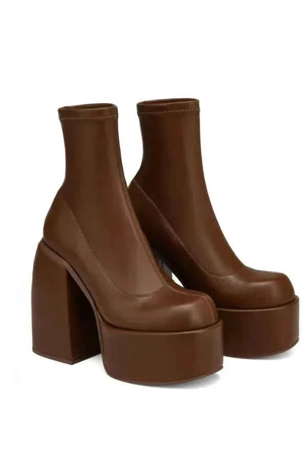 Botins de plataforma femininos - botins com sola alta e salto grosso de bloco para um visual marcante na cidade e à noite