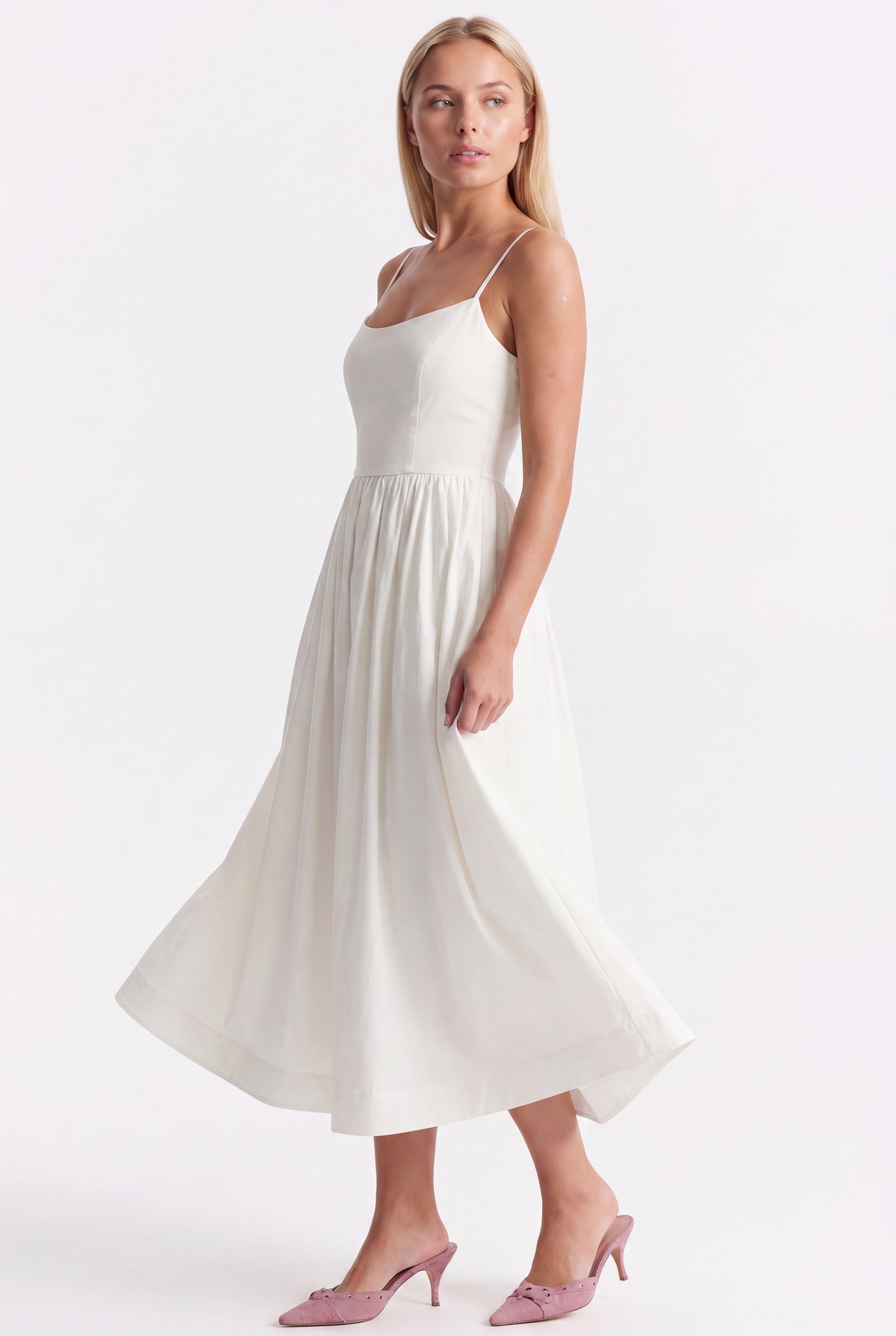 Vestido midi para mujer con cuerpo ajustado, falda acampanada y diseño de tirantes
