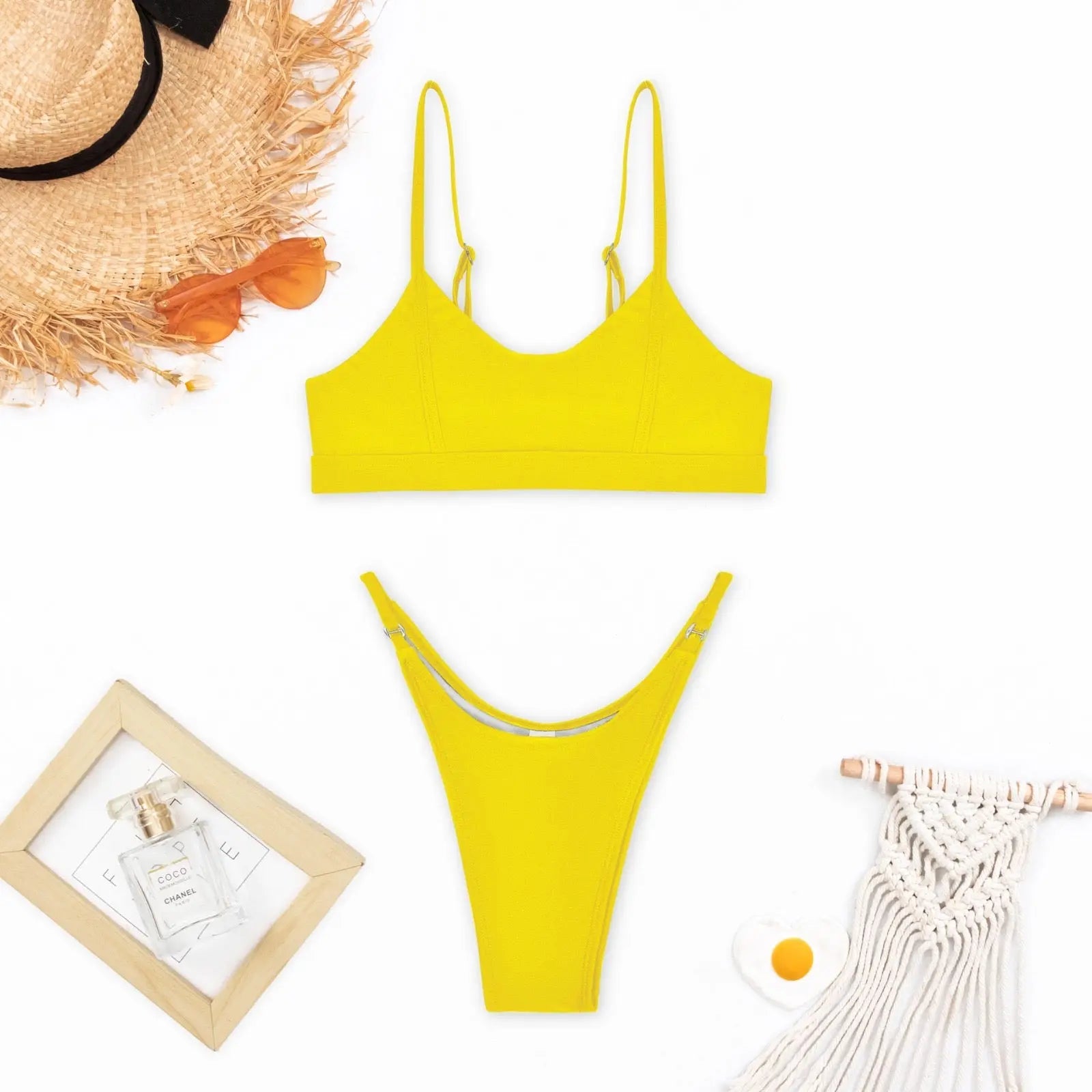 Dámský minimalistický bikiny set s vysokým střihem kalhotek