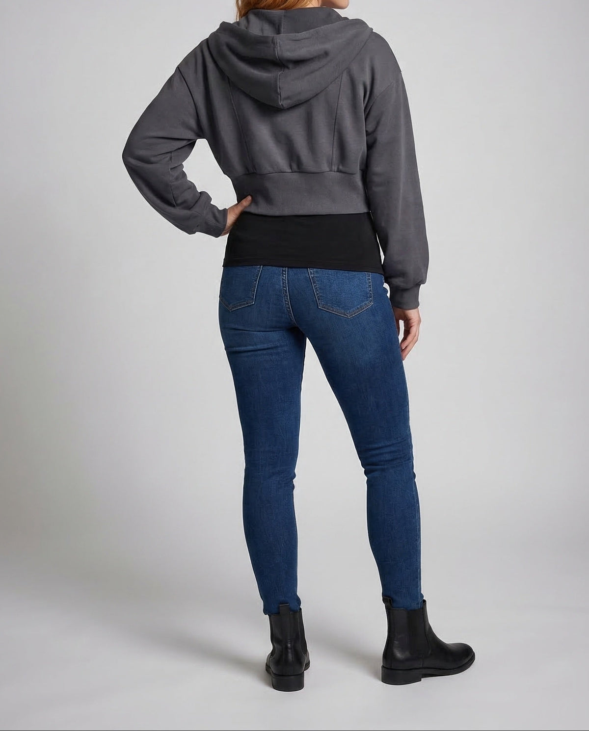 Women’s Cropped Zip-Up Hoodie with Drawstring Hood and Wide Ribbed Hem – Relaxed Long Sleeve Layer for Casual and Weekend Wear