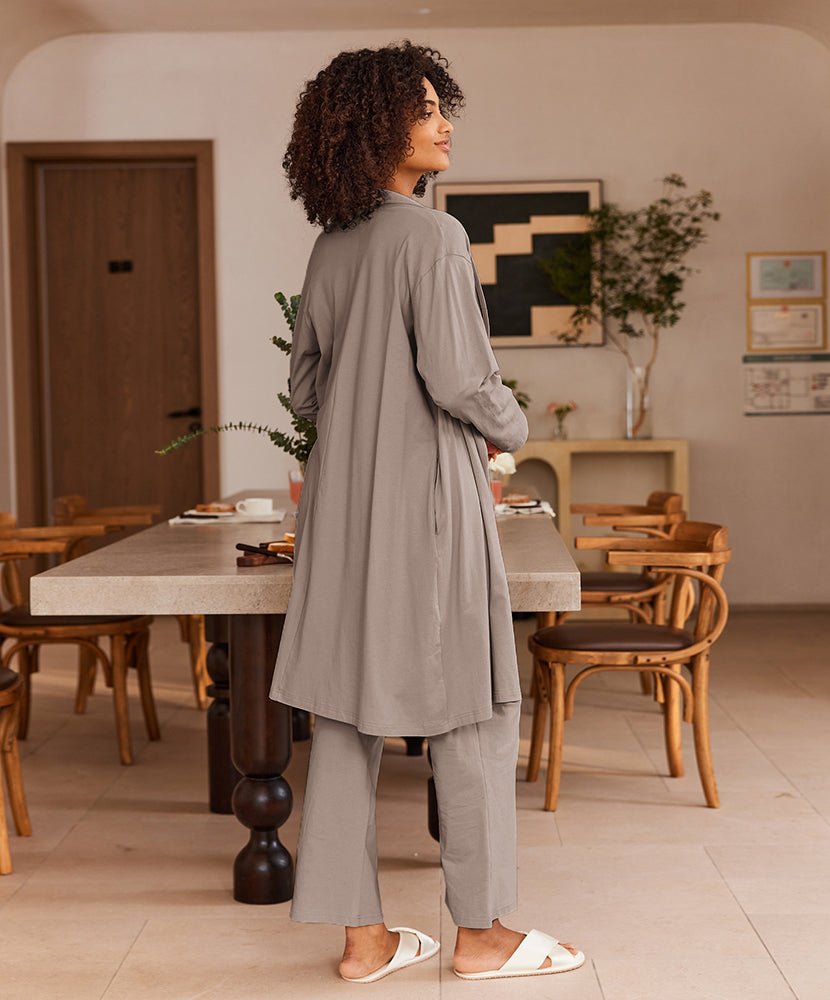 Ensemble détente trois pièces pour femmes avec robe longue