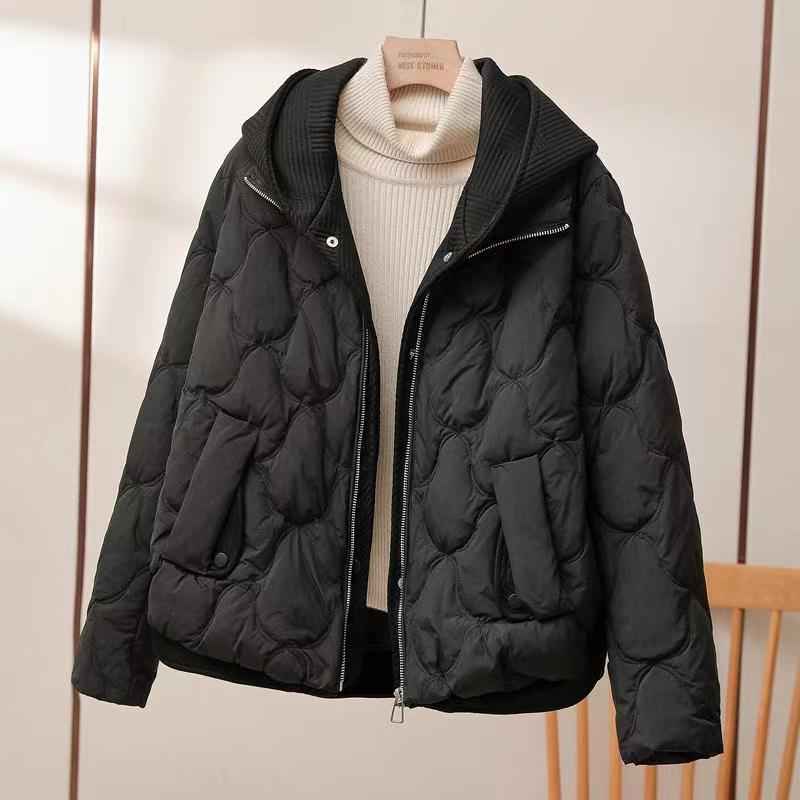 Women’s Hooded Quilted Jacket – Lightweight Padded Layer for Transitional Weather and Casual Wear