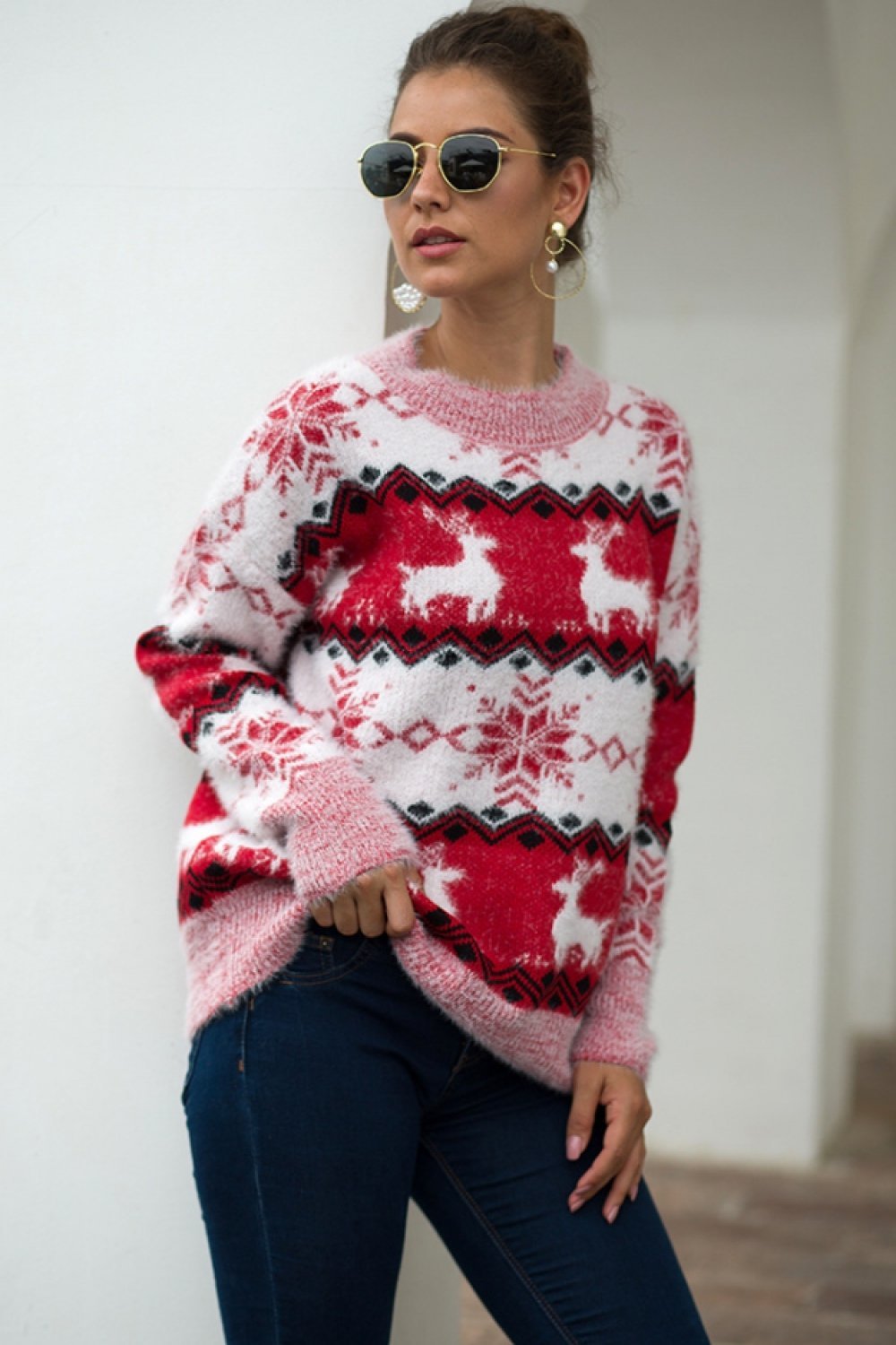 Жіночий светр із оленями у стилі «Fair Isle» — затишна різдвяна в’язка для зимового сезону