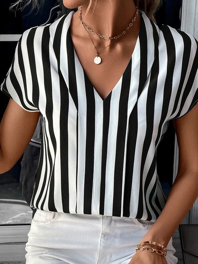 Blusa estampada para mujer con cuello en V y cuello drapeado – Estilo holgado de manga corta para el trabajo y los fines de semana