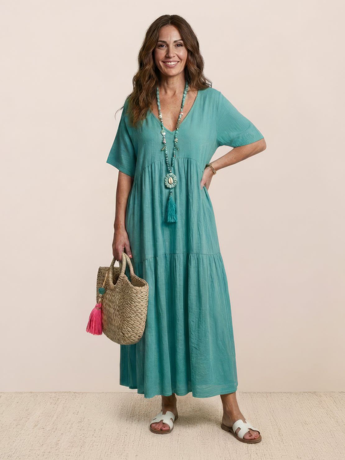 Abito lungo da donna con gonna a balze e silhouette boho rilassata