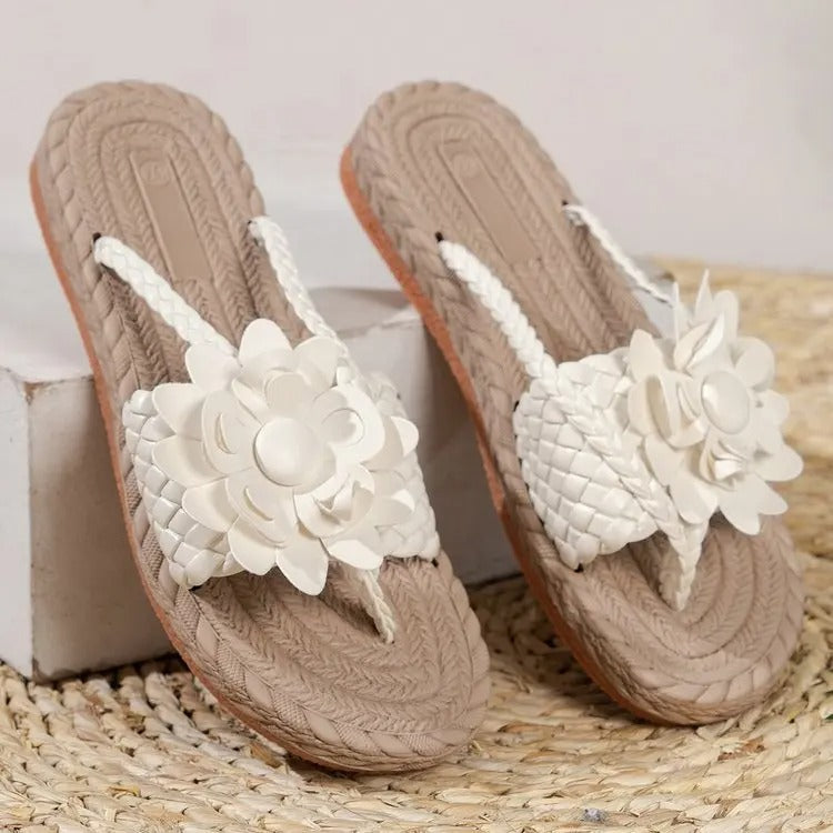 Women’s Flat Slip-On Sandals with Woven Straps – Open-Toe Summer Style for Holidays and Casual Days