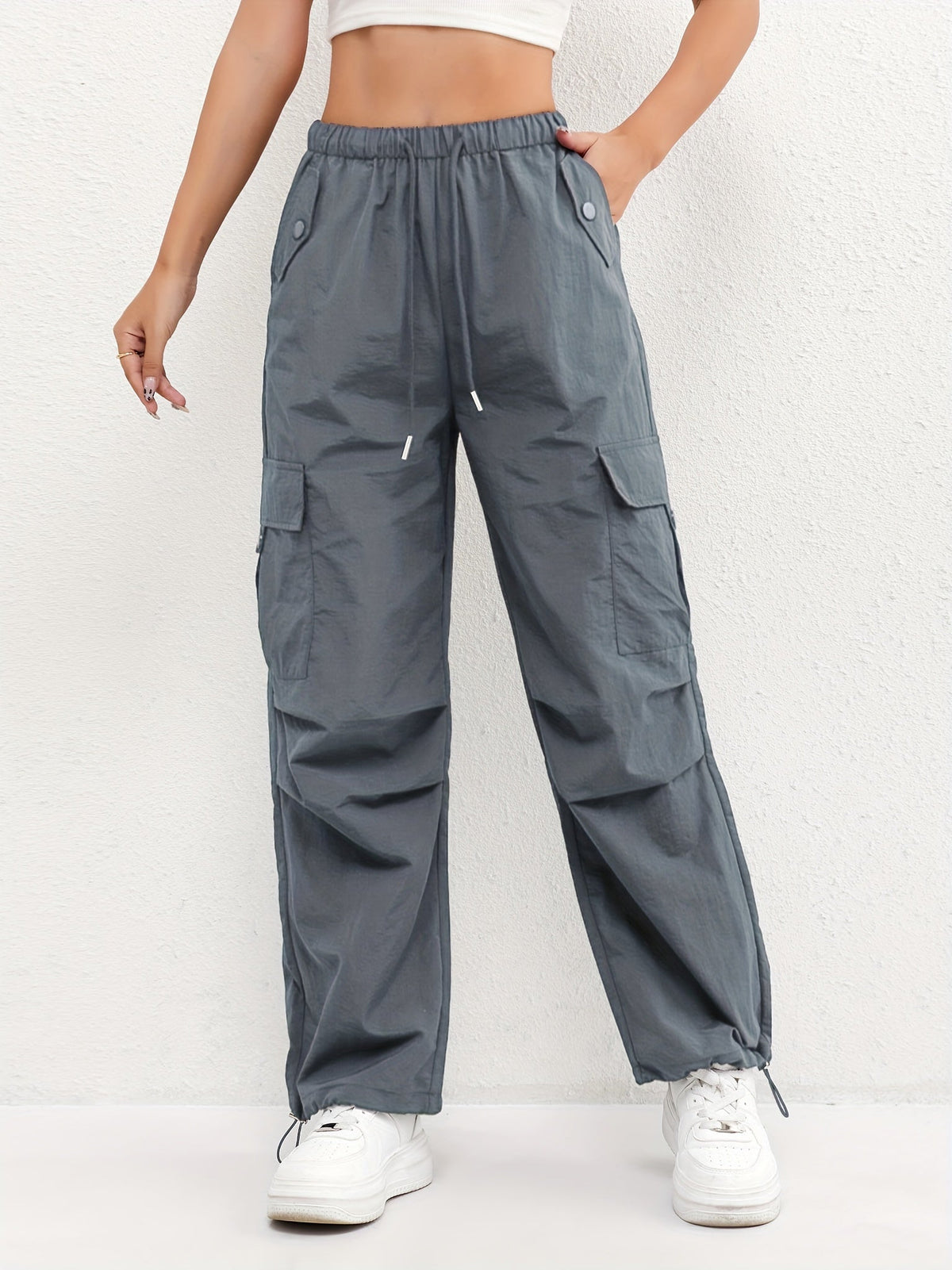 Pantaloni cargo leggeri da donna a vita alta - modello comodo a gamba dritta con coulisse e tasche funzionali per viaggi estivi e look casual quotidiani