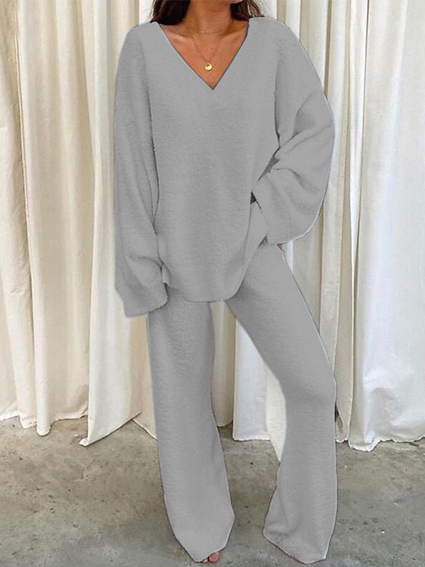 Women’s Soft V-Neck Lounge Set – Slouchy Long-Sleeve Top with Flowing Wide-Leg Trousers for Autumn and Winter